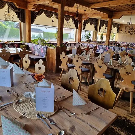 霍夫海明格酒店 3*