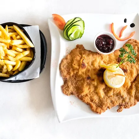 霍夫海明格酒店 酒店 3*